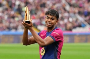 发布仅4个小时后，梅西造访诺坎普社媒动态点赞已突破1000万